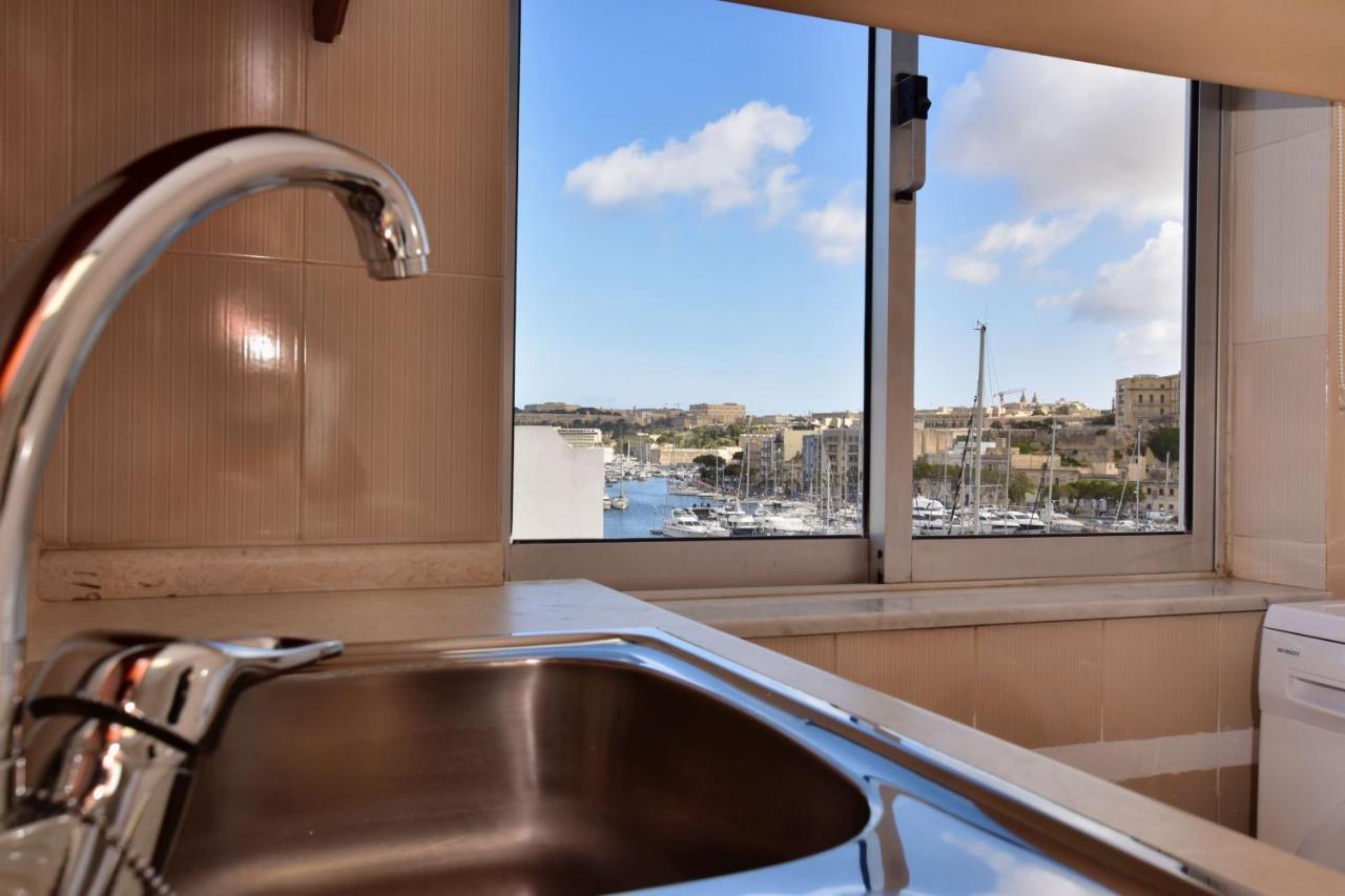 2 Bedroom, Bright & Central Top Floor Apartment - 5 Msida Zewnętrze zdjęcie